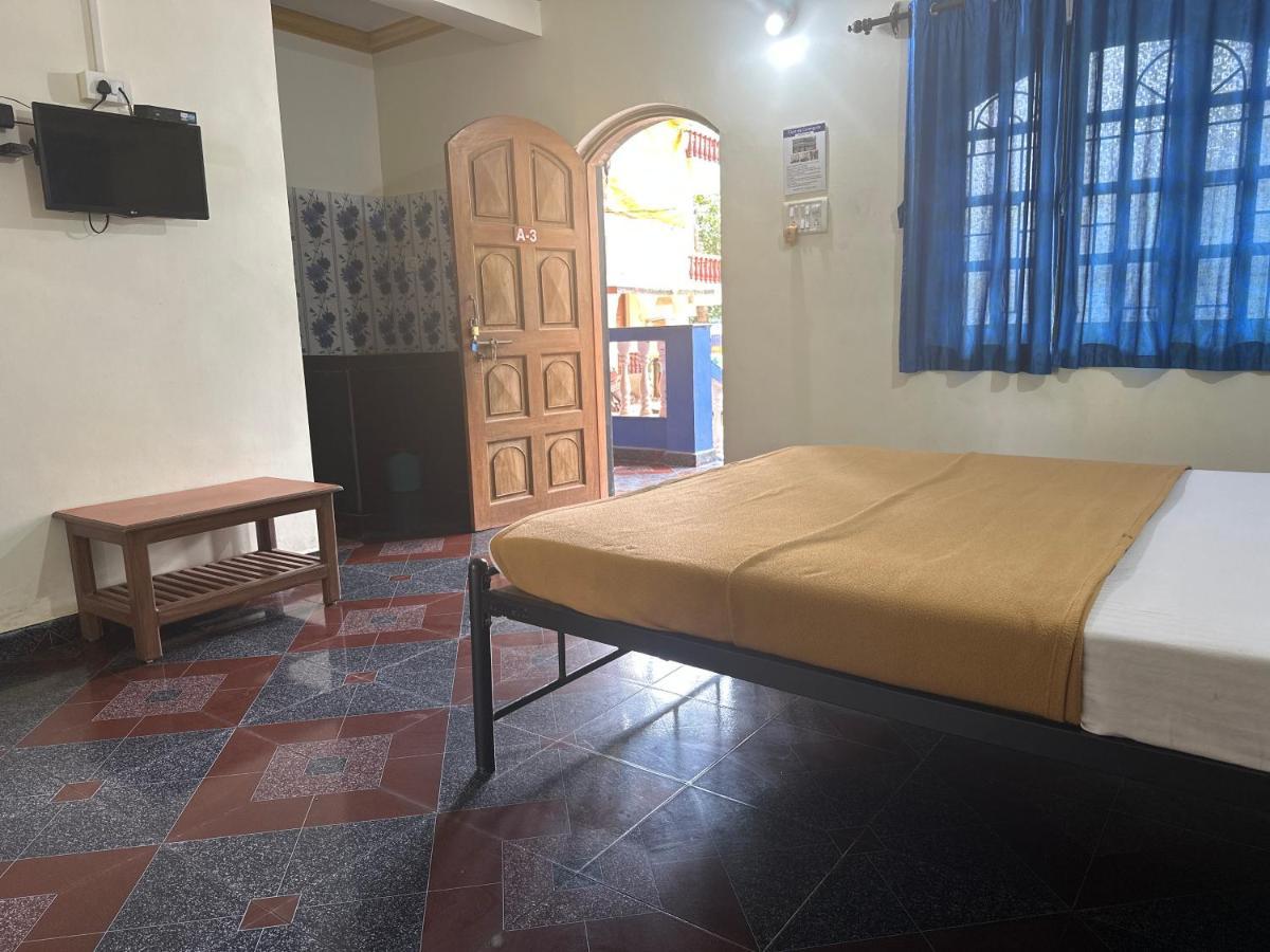 Casa De Calangute Hotel Exterior photo